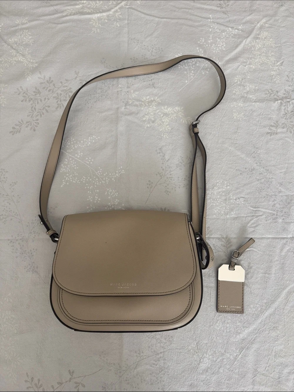 Marc Jacobs Taupe Beige Leather Saddle Crossbody Bag
